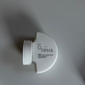 NWT Chalk Hand & Body Powder Wash